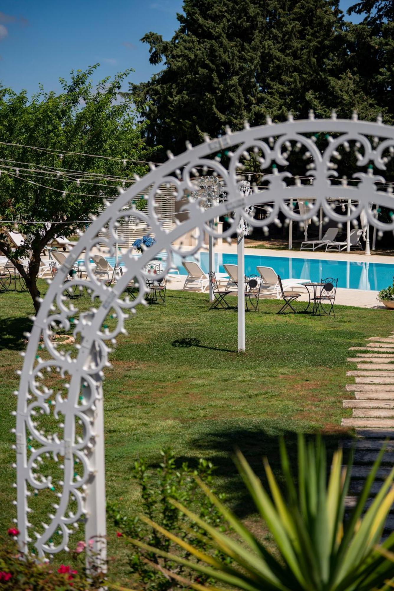 Masseria Montepaolo Dimora Di Charme Farm stay *